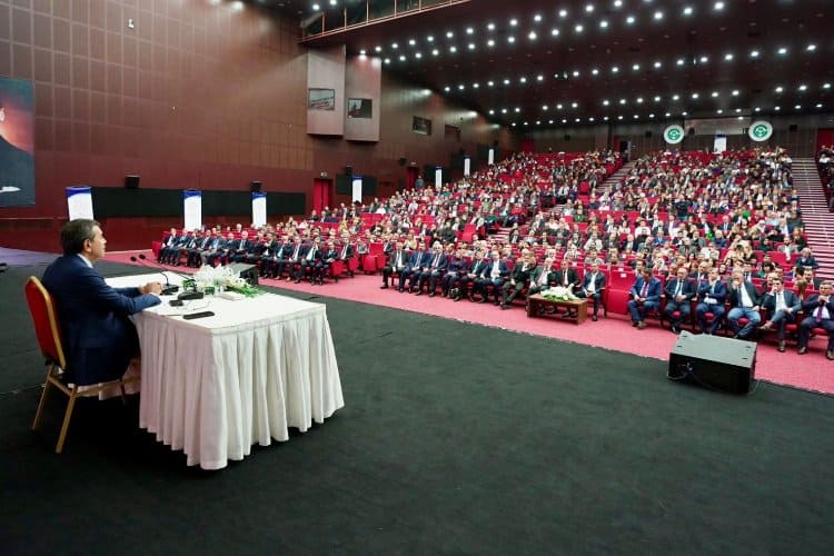 Bakan Tekin’den Adana’da eğitimsel toplantı